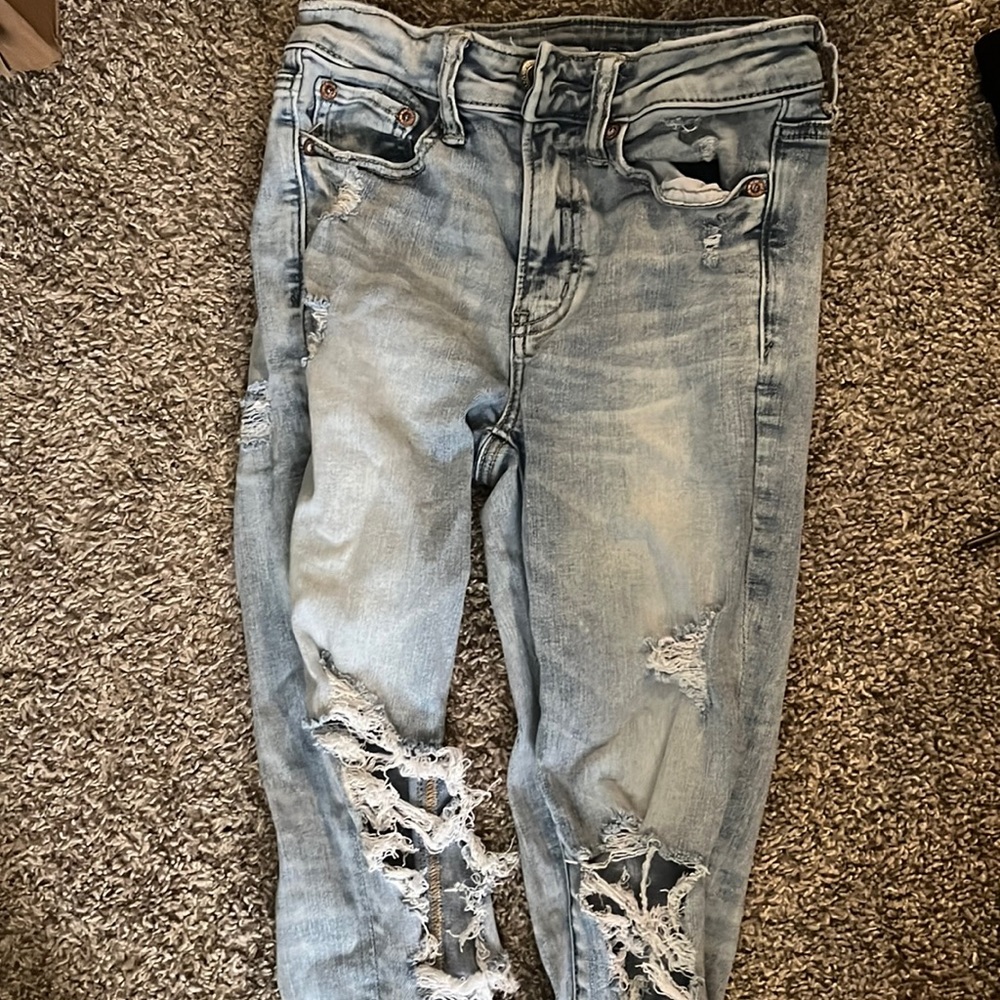 American eagle ripped skinny jeans